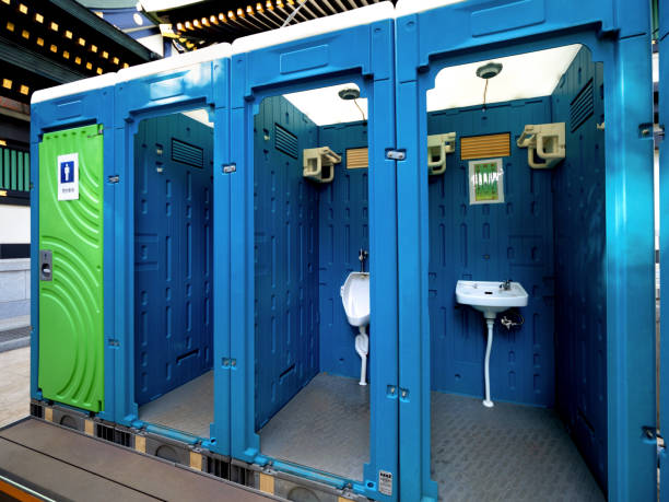 Portable Toilet Options We Offer in Fall River, WI